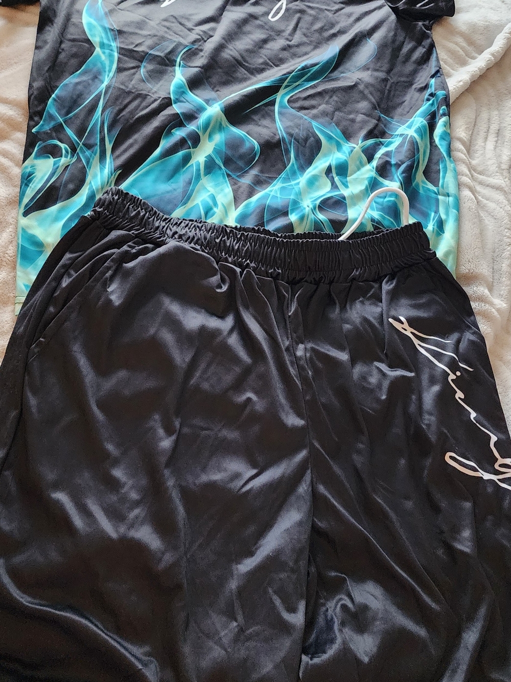 Black Men's Athletic Jogger Shorts with Script Accent
